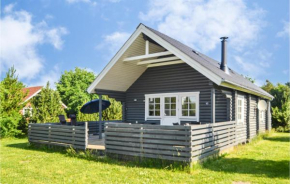 Gorgeous Home In Hovborg With Wifi